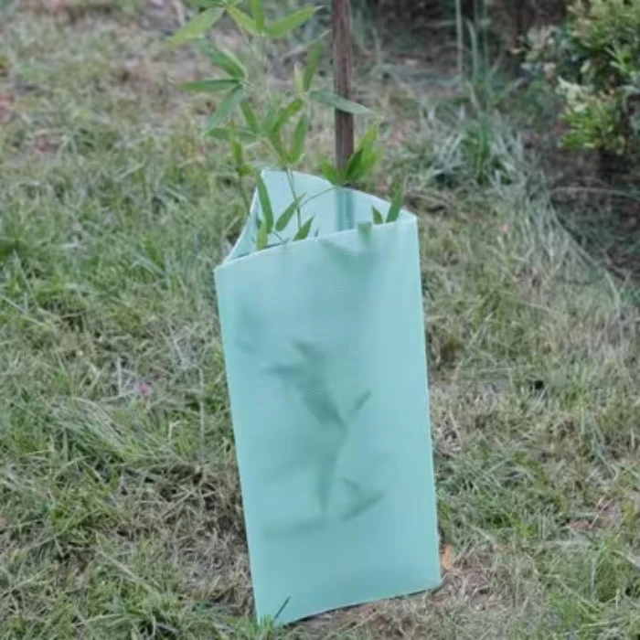 Plastic tree protector2